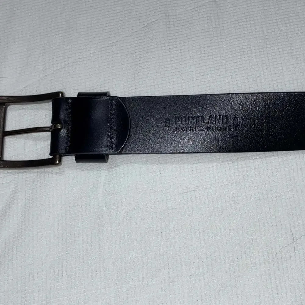 Portland Leather Goods Black Leather Belt Size 38 Solid Brass Buckle